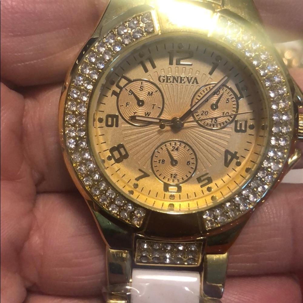 New fashion watch by Geneva